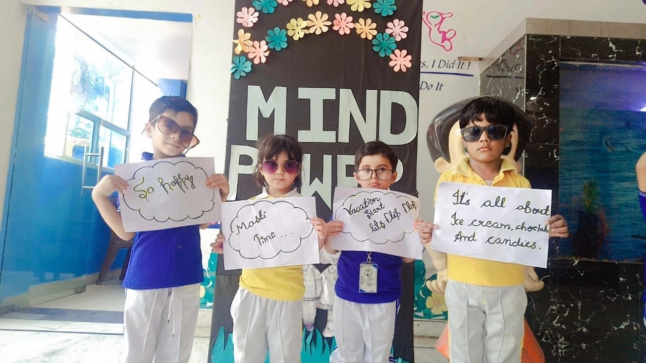 Students at MPIS